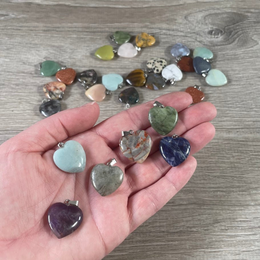 20mm Gemstone Heart Pendants – Bulk Wholesale Jewelry