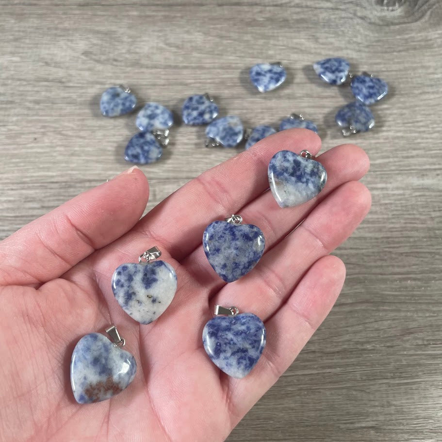 20mm Gemstone Heart Pendants – Bulk Wholesale Jewelry