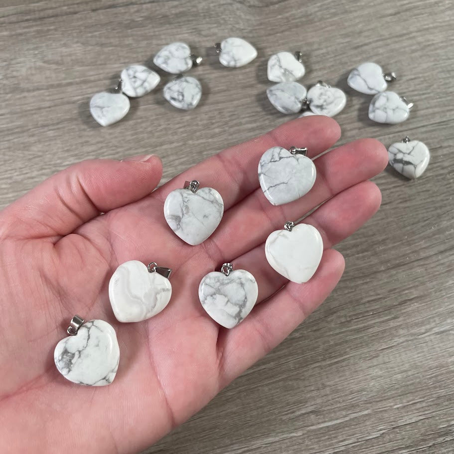 20mm Gemstone Heart Pendants – Bulk Wholesale Jewelry