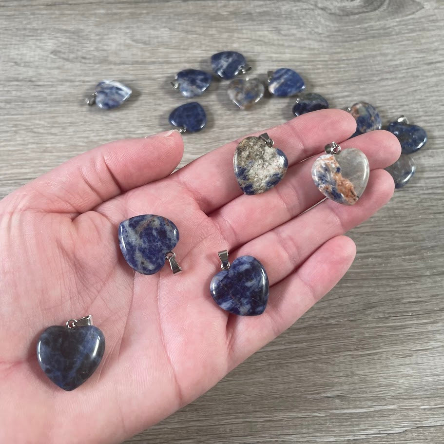 20mm Gemstone Heart Pendants – Bulk Wholesale Jewelry