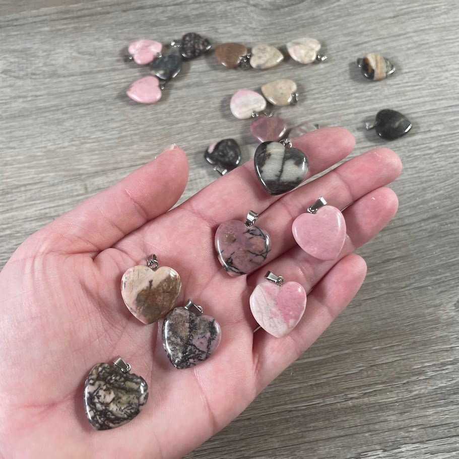20mm Gemstone Heart Pendants – Bulk Wholesale Jewelry