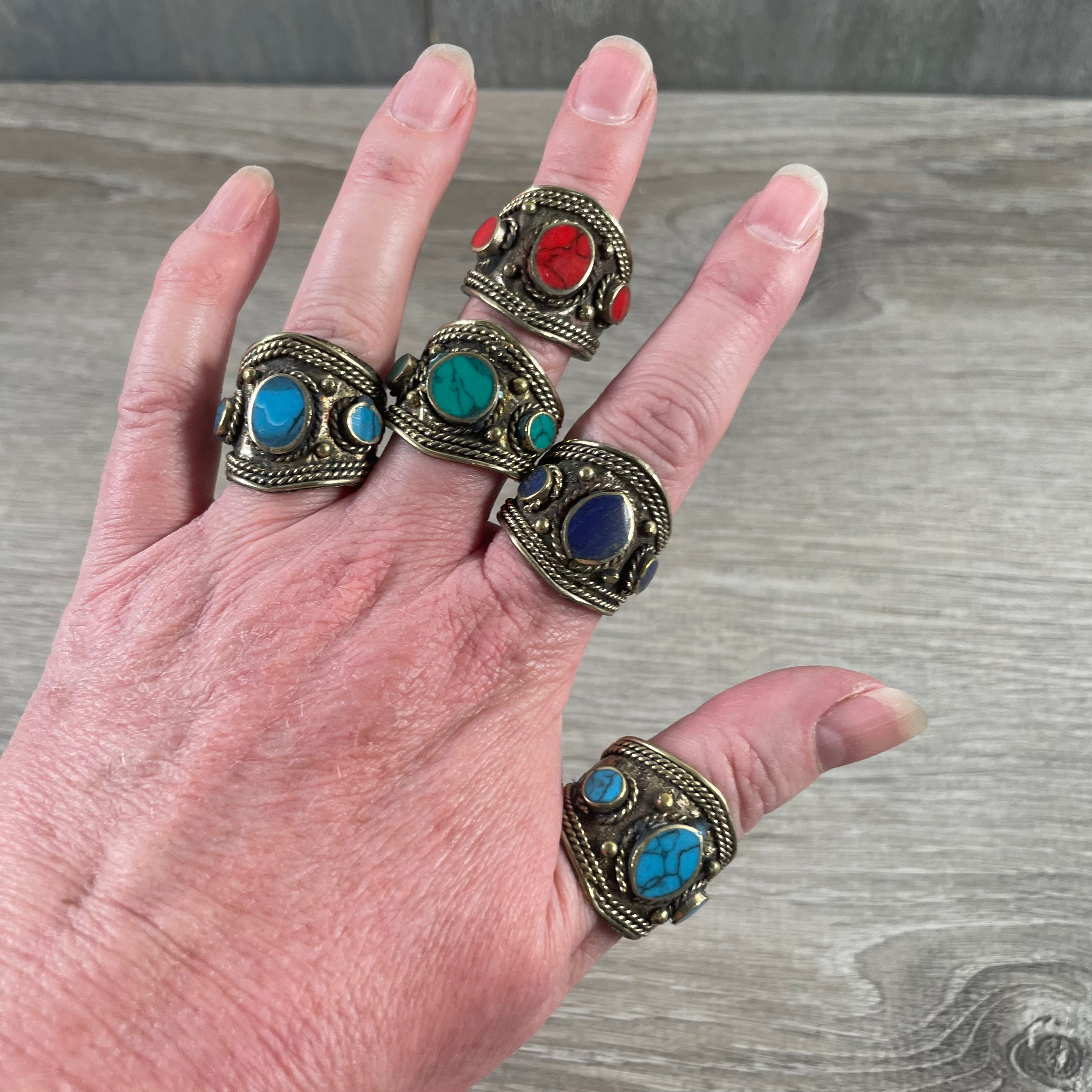 Adjustable gemstone rings in bulk with assorted crystals