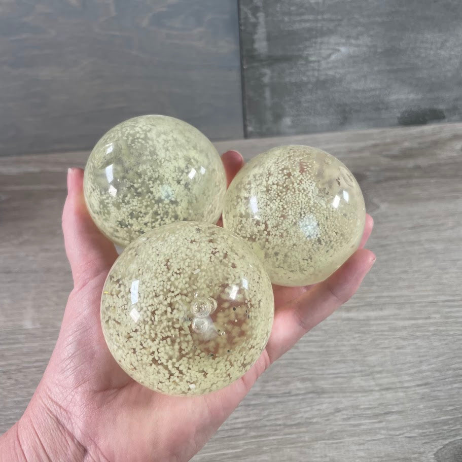 wholesale glow in the dark glass ball