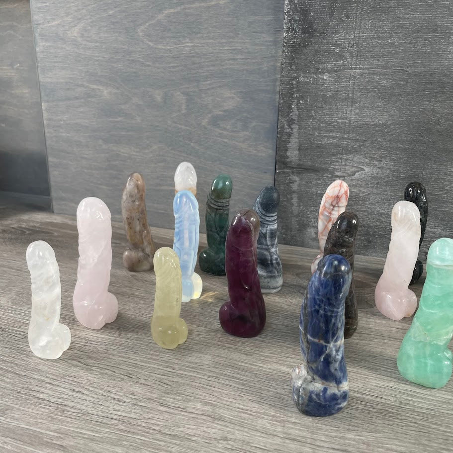 wholesale gemstone phallic symbol display
