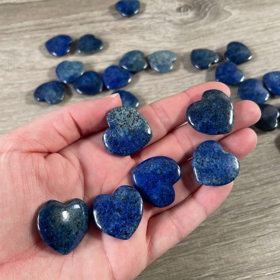 Gemstone Flat Heart Carvings 1-Inch – Bulk Crystal Hearts