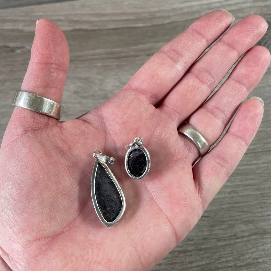 Sugilite Sterling Silver Jewelry – Bulk Rings & Pendants for Crystal Shops