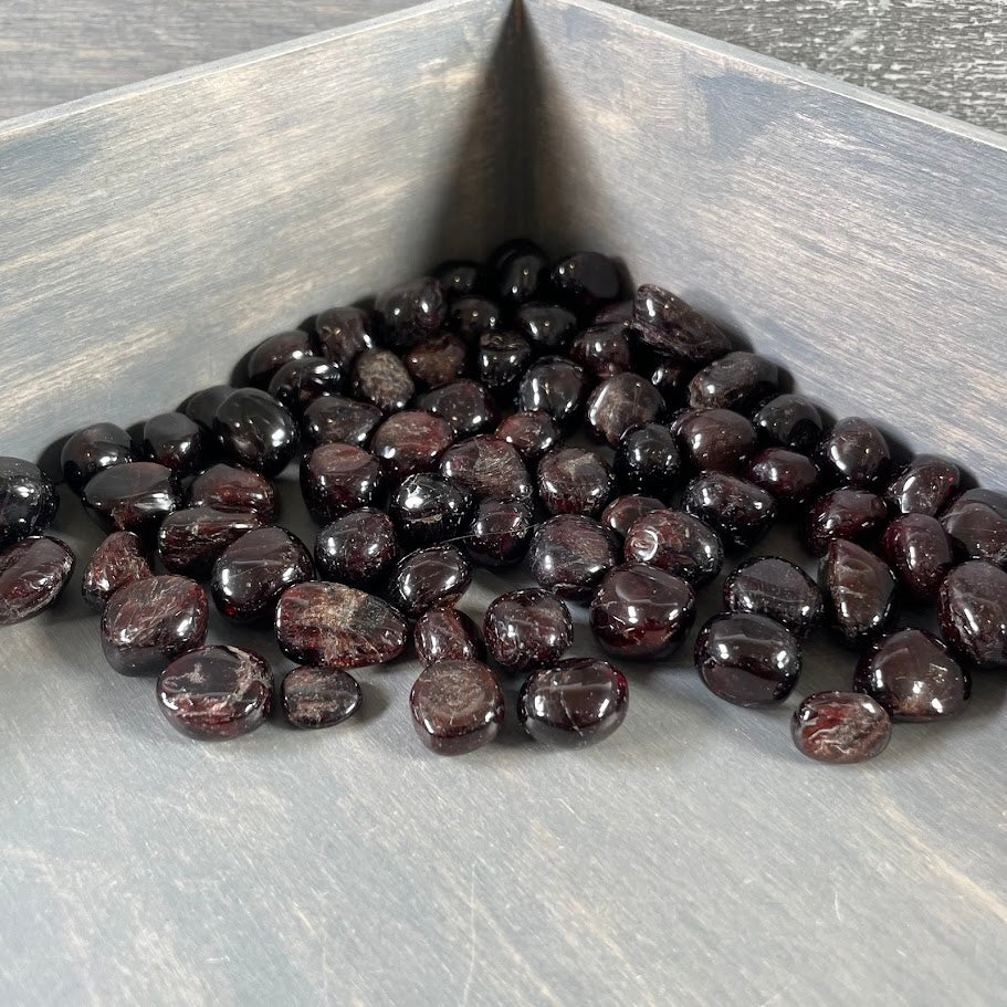 garnet bulk crystals for gift shops and boutiques