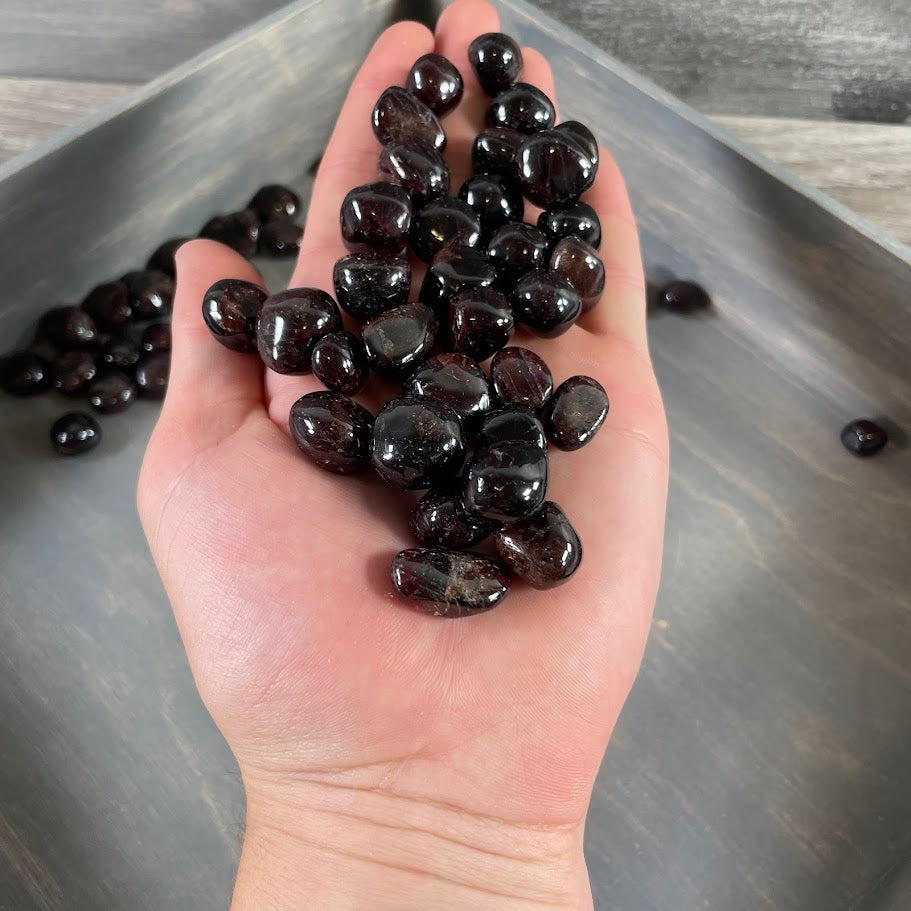 metaphysical shop garnet crystal supply