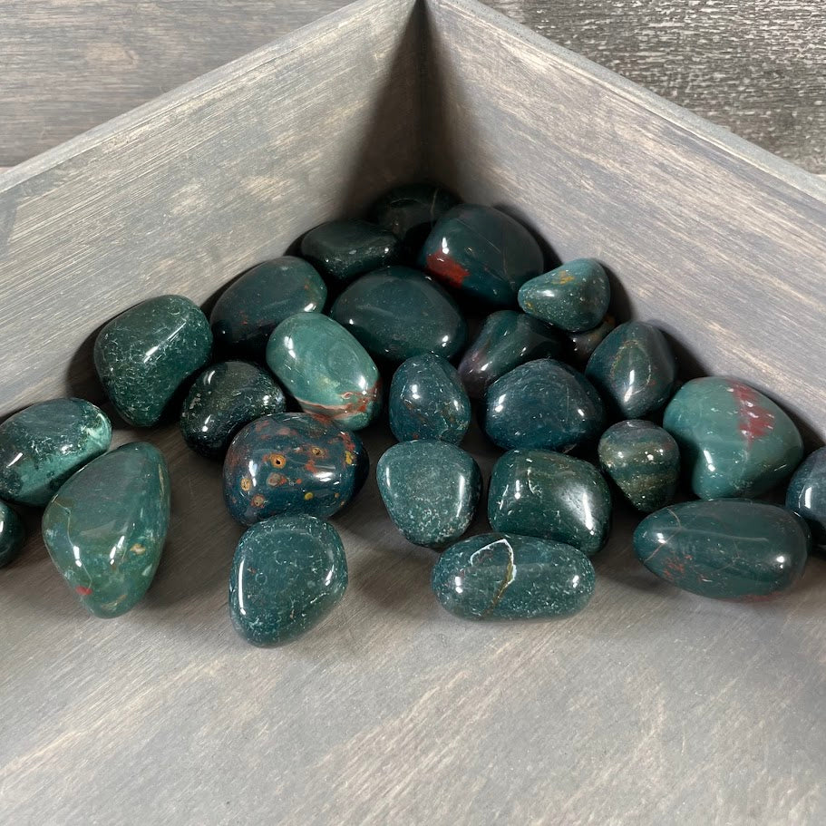 Wholesale Indian bloodstone crystals by the pound