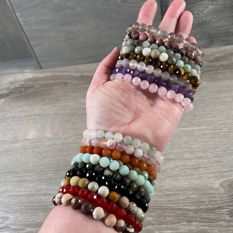 Assorted Stones bulk crystal bracelets polyhedral shape