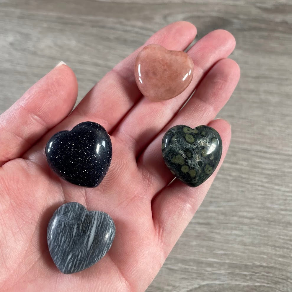 Assorted gemstone heart shaped gemstone pendants supplier