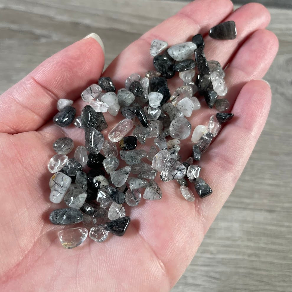 Tourmalinated quartz mini chips for DIY crystal crafts and handmade gifts