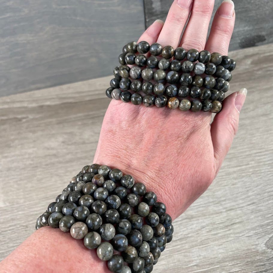 Que sera sera natural crystal beaded bracelet for retailers