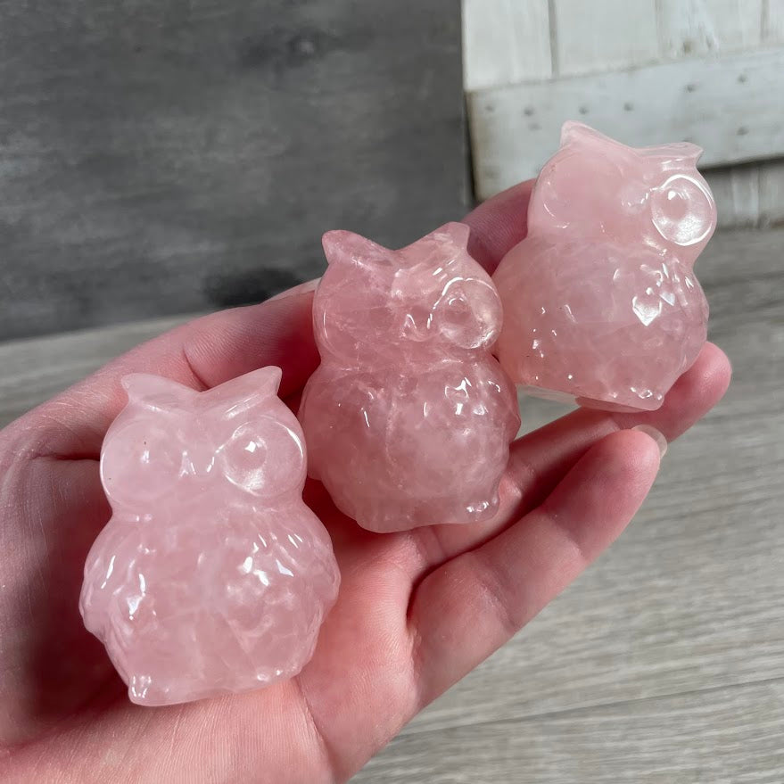 Rose Quartz carved gemstone animal statue featuring owl design wholesale