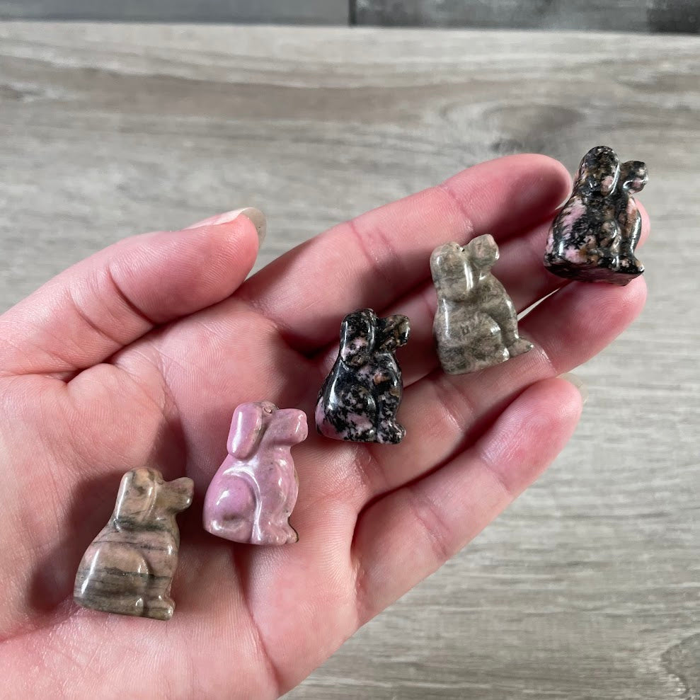Dog Figurines Small Gemstone – Crystal Carvings for Retail