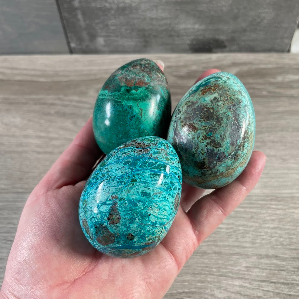 Gemstone Eggs Wholesale – Assorted Stones and Sizes for Retail