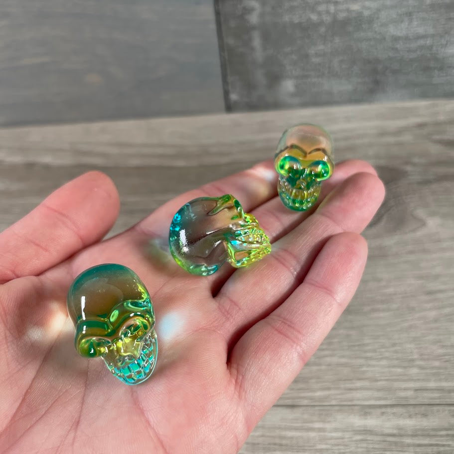 Iridescent Aura Electroplated Glass Skulls - Wholesale Decor