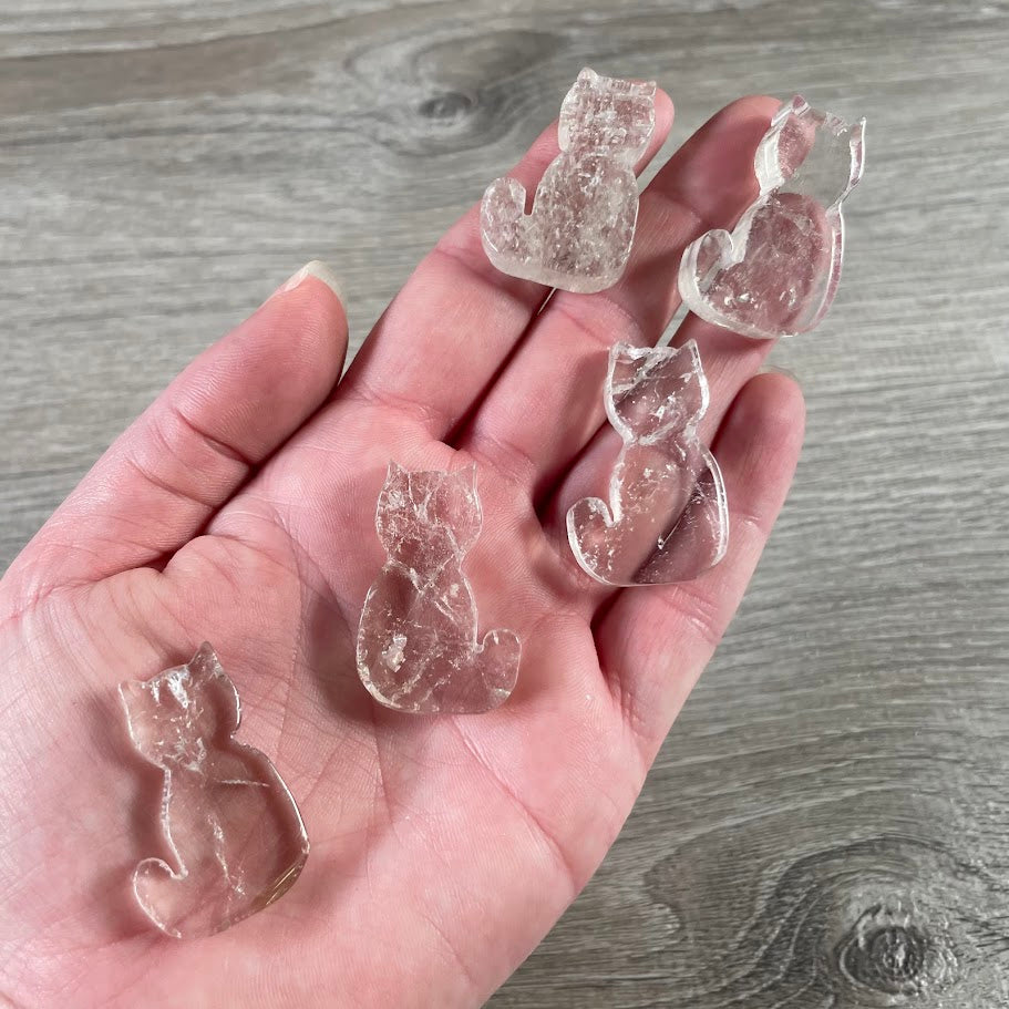 Flat Cat Figurine – Small Crystal Carving for Retailers