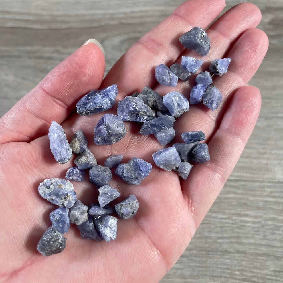 Natural raw tanzanite pieces for collectors and rock shops