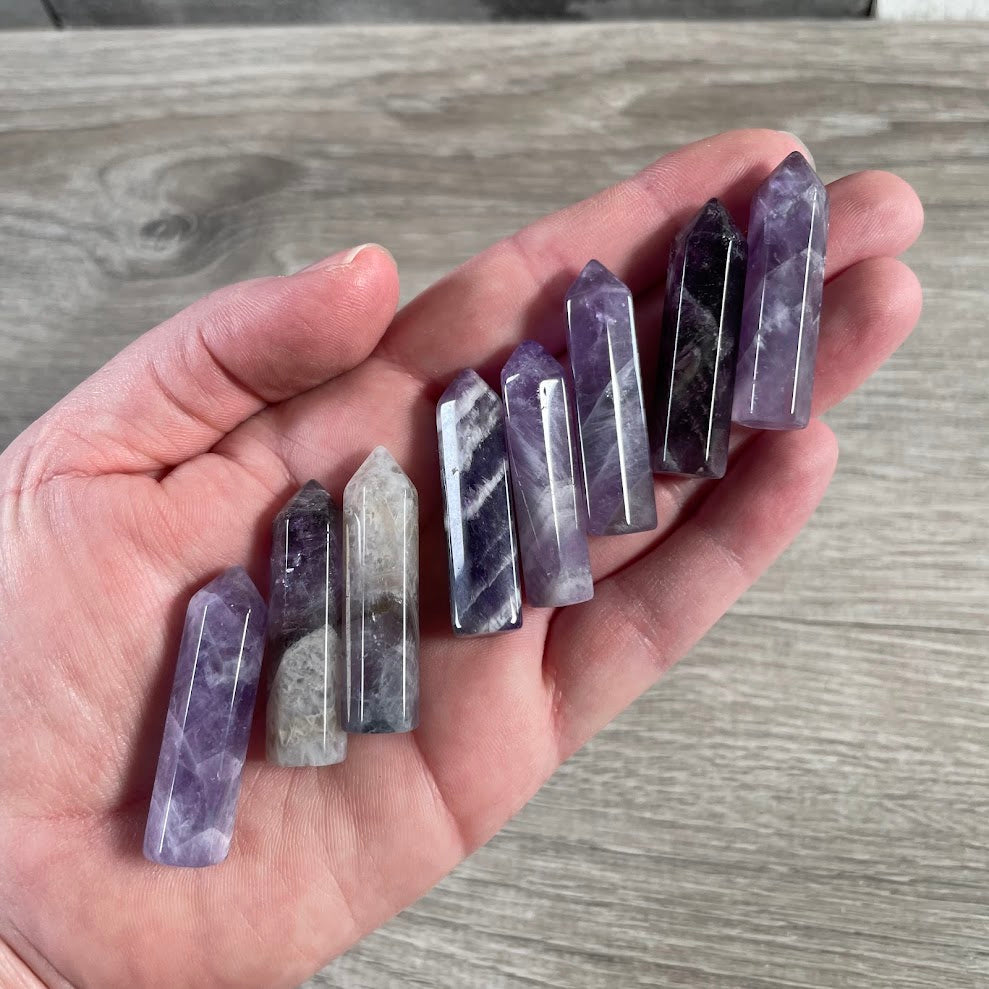Wholesale amethyst small crystal towers for metaphysical shops