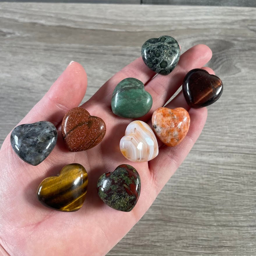 Wholesale 1-inch assorted gemstone heart polished puffy crystal carving