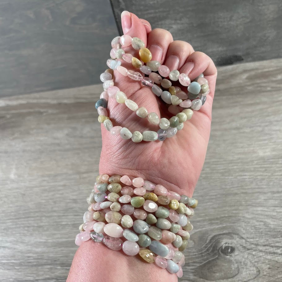 beryl gemstone stretch jewelry bracelet for wholesale boutique resale
