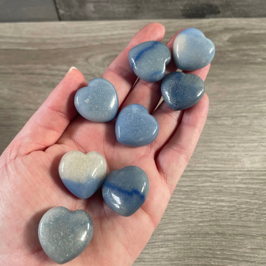 Wholesale blue goldstone heart-shaped crystal small polished pocket gemstone