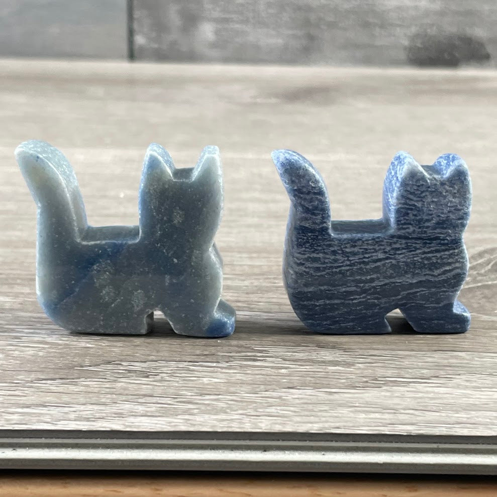 Medium blue quartz gemstone cat carving for metaphysical stores
