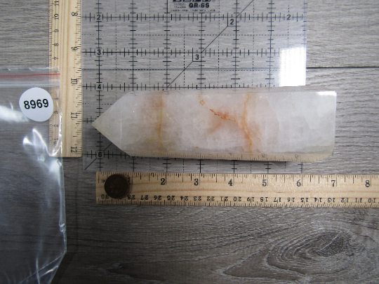 Laege crystal obelisk for retail and resale