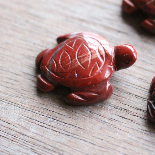 red jasper turtle 1 inch crystal figurines