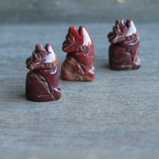 red jasper wolf small figurine for bulk orders