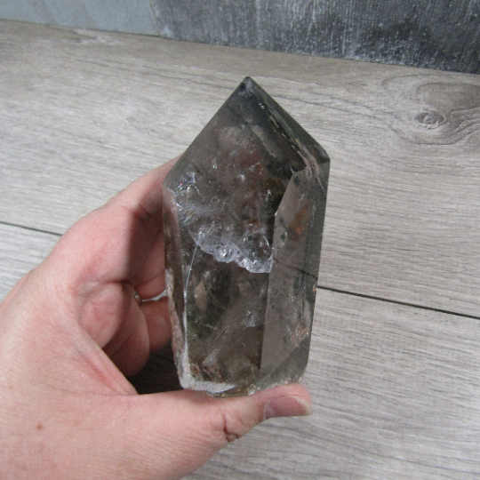 Quartz specimens for wholesale