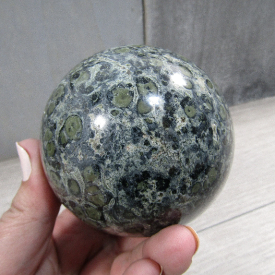 Kambaba Jasper Sphere – Large Display Size for Crystal Shops