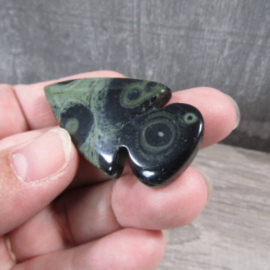 kambaba jasper natural stone arrowhead polished in bulk