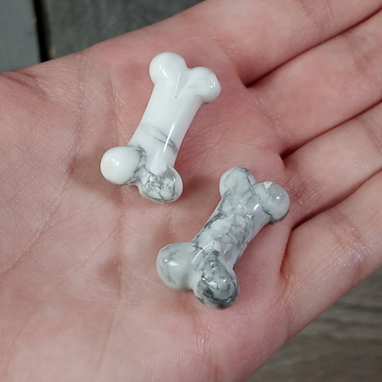 Howlite small gemstone dog bone figurine carving wholesale