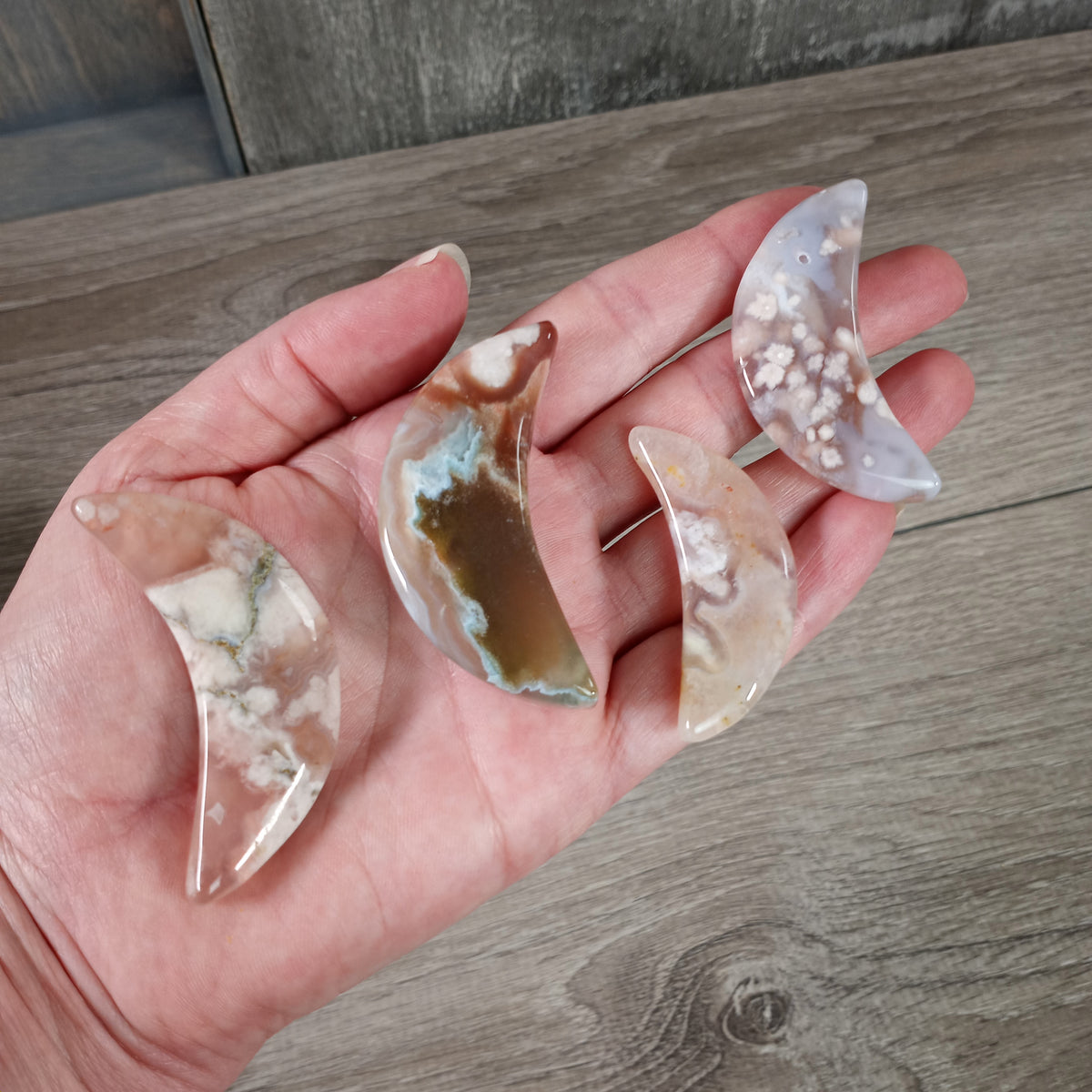 flower agate gemstone crescent moon carvings polished crystal moon shapes wholesale