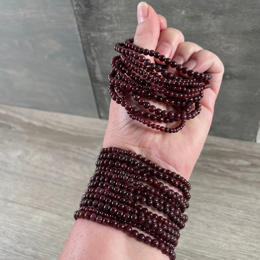 garnet polished natural gemstone bracelet for wholesale jewelry buyers