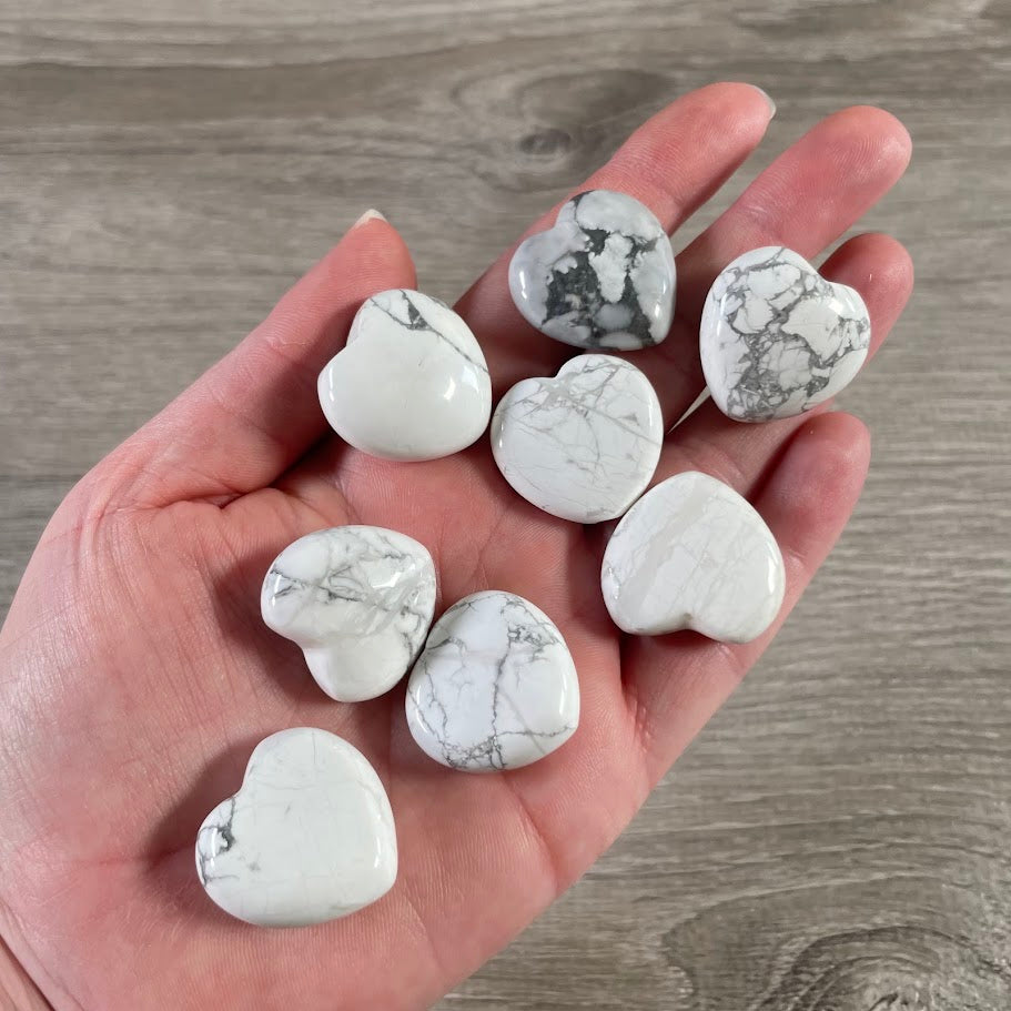 Natural howlite puffy heart small polished crystal pocket stone for gemstone shops