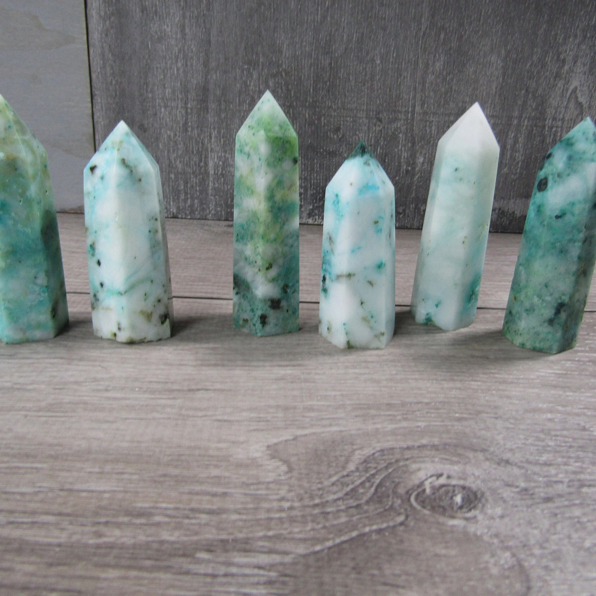 Fuschinite for rock shop supply