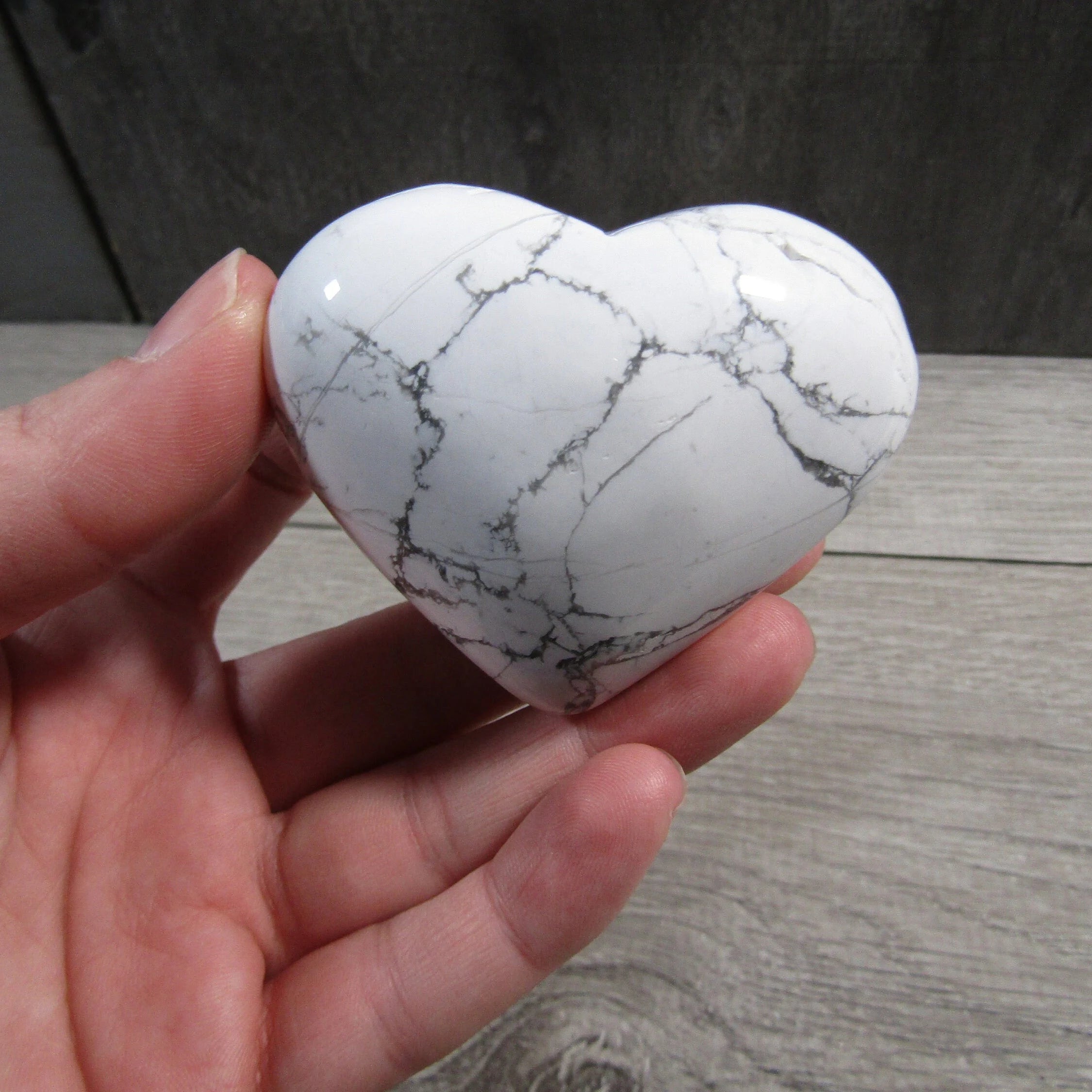 Howlite Heart Crystal Large Display Size – for Gift Shops