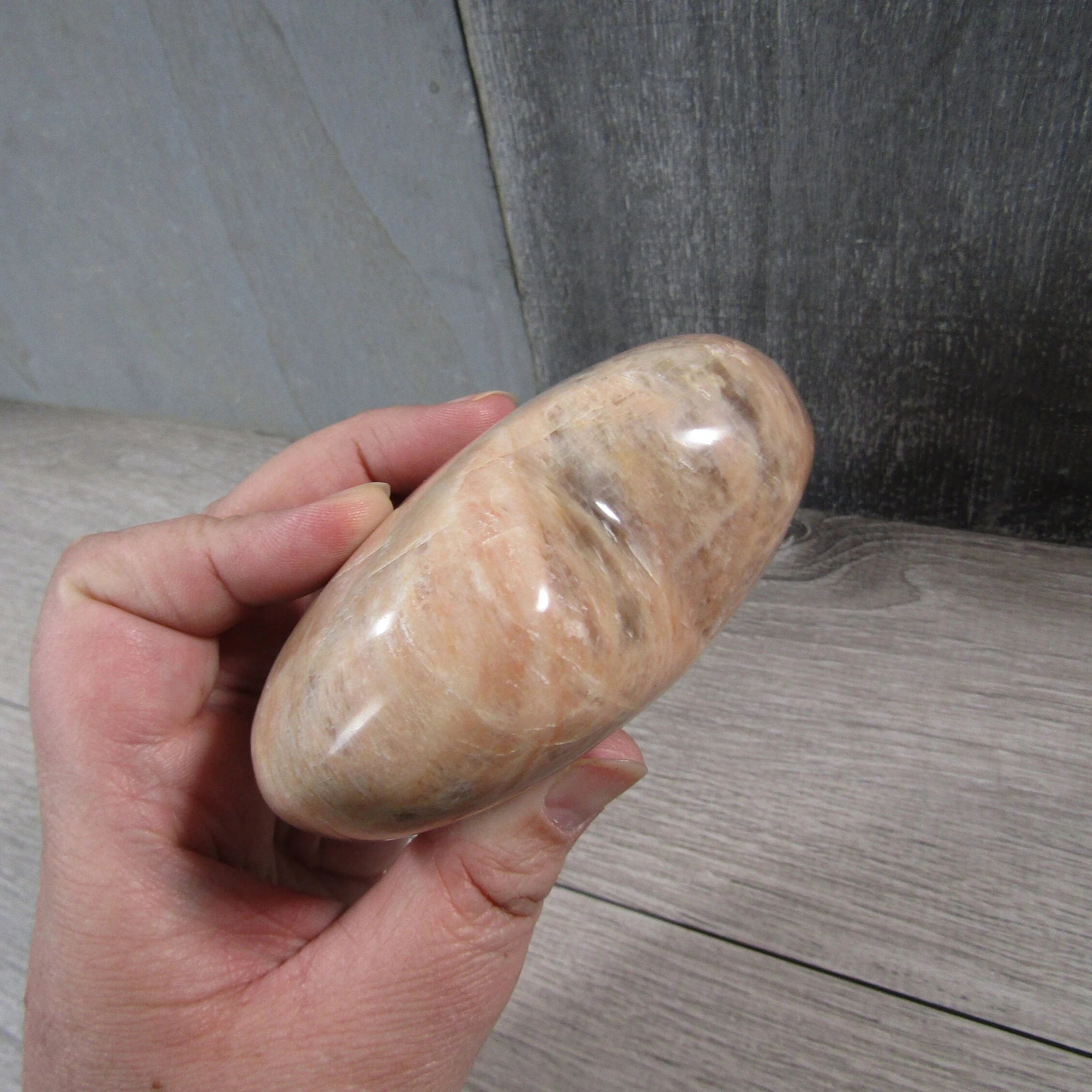 Peach Moonstone Heart Display Crystal for Retail – Wholesale