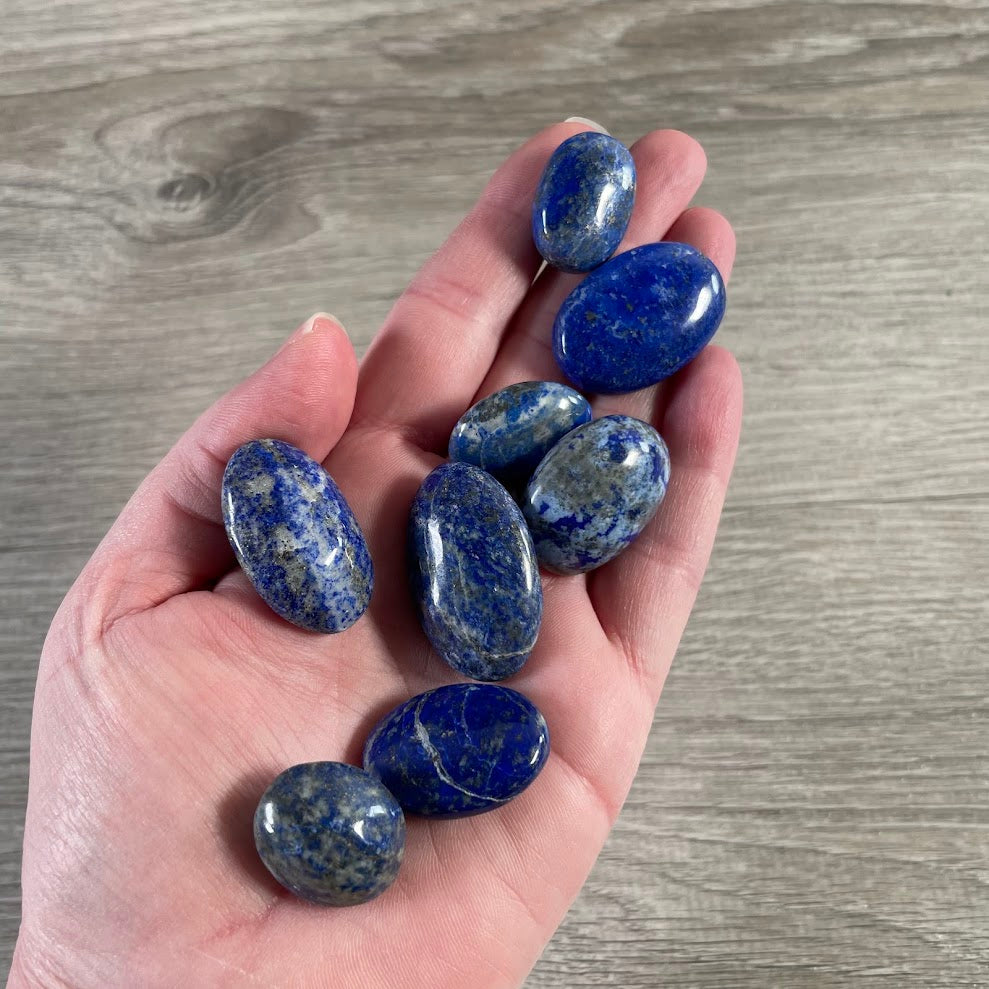 Wholesale polished lapis lazuli gemstones for crystal shops