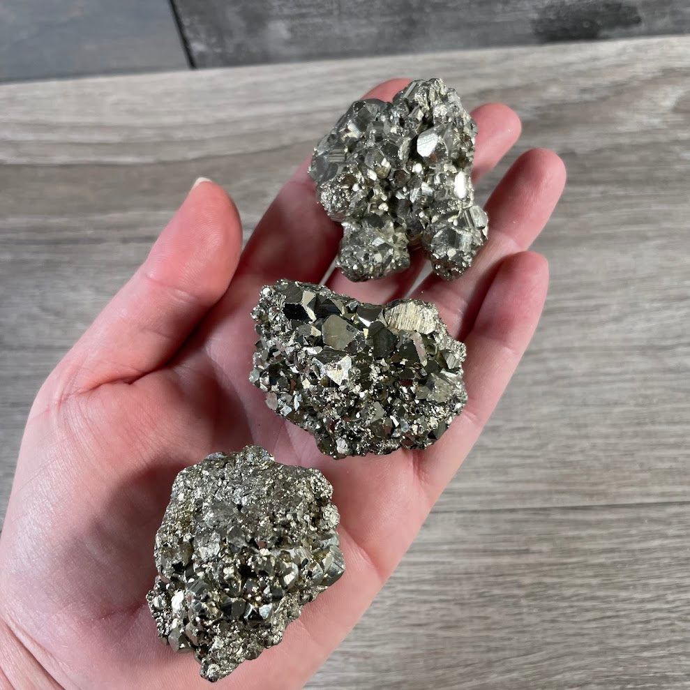 Wholesale pyrite cluster raw crystal specimen
