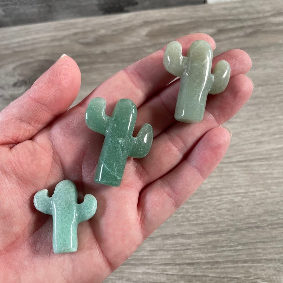 Wholesale green aventurine cactus figurine handmade in Brazil