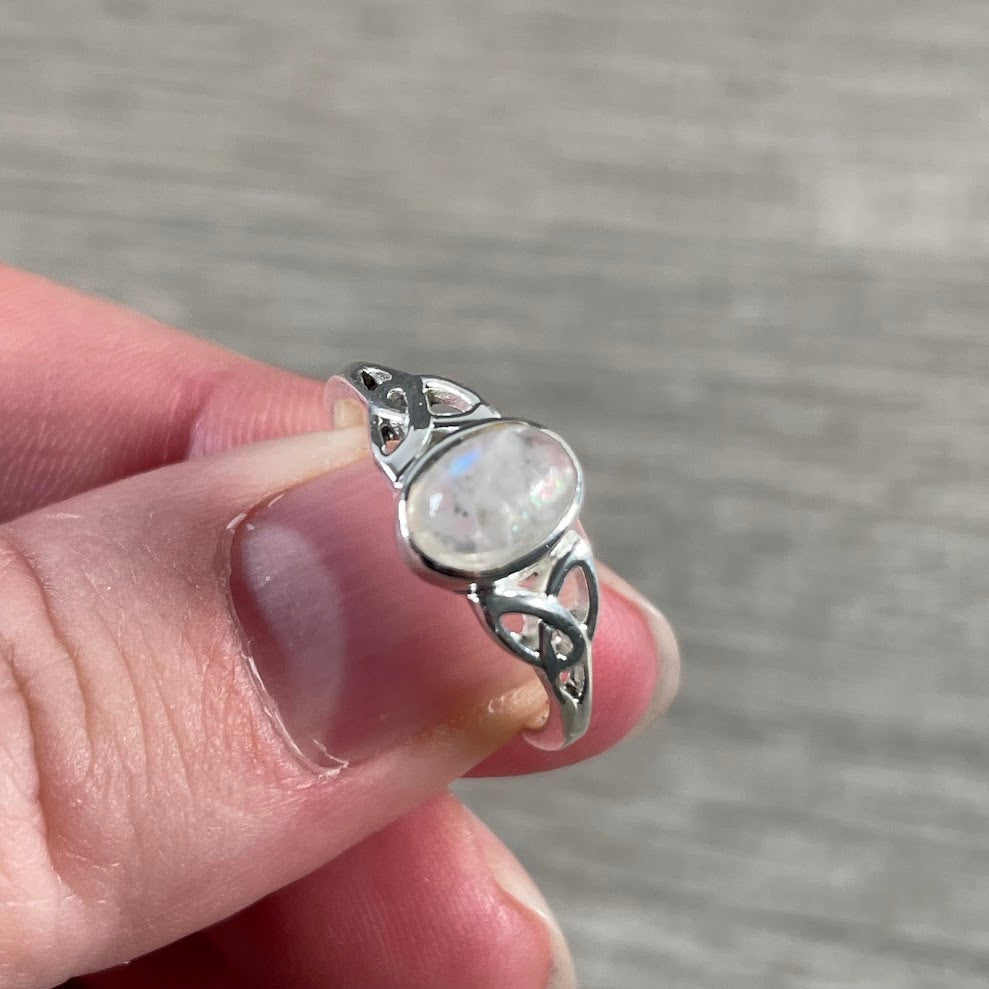 wholesale rainbow moonstone celtic style sterling silver ring