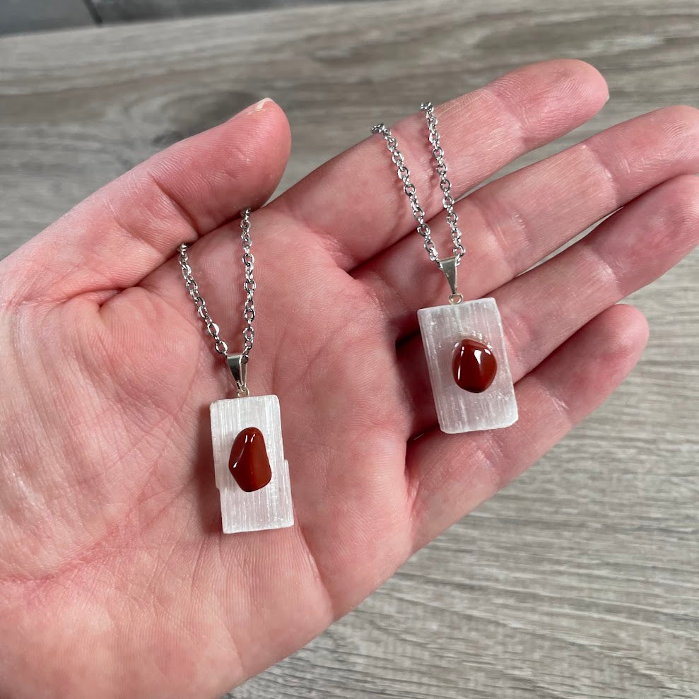 Wholesale raw crystal jewelry stainless steel selenite necklace