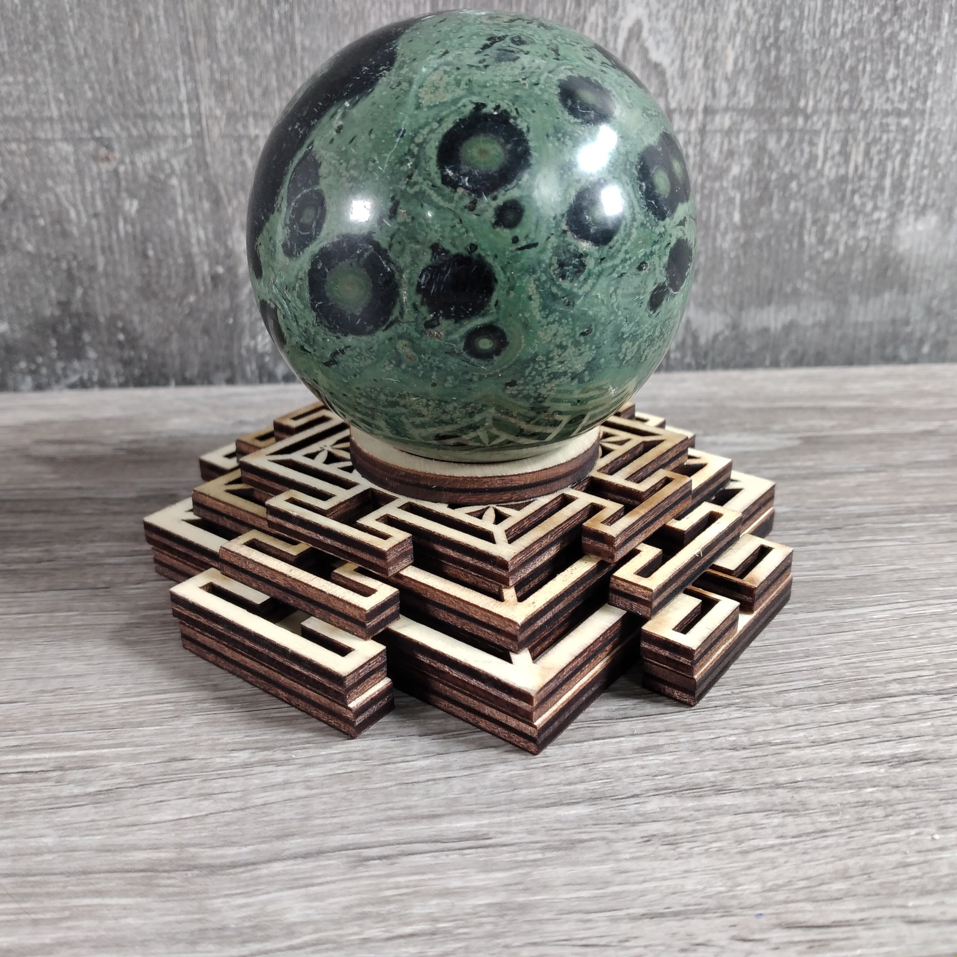 Crystal Display Stand for Orbs and Balls – Wooden Mandala Style