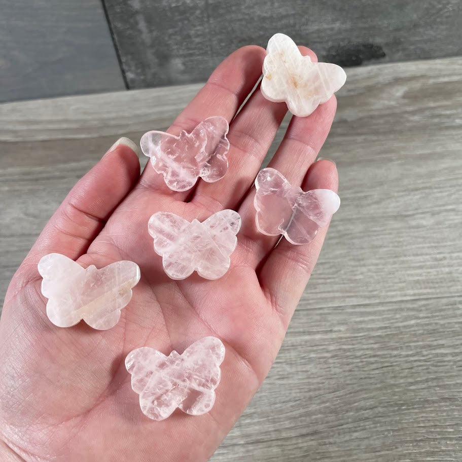 Wholesale flat butterfly crystal figurine small gemstone carving