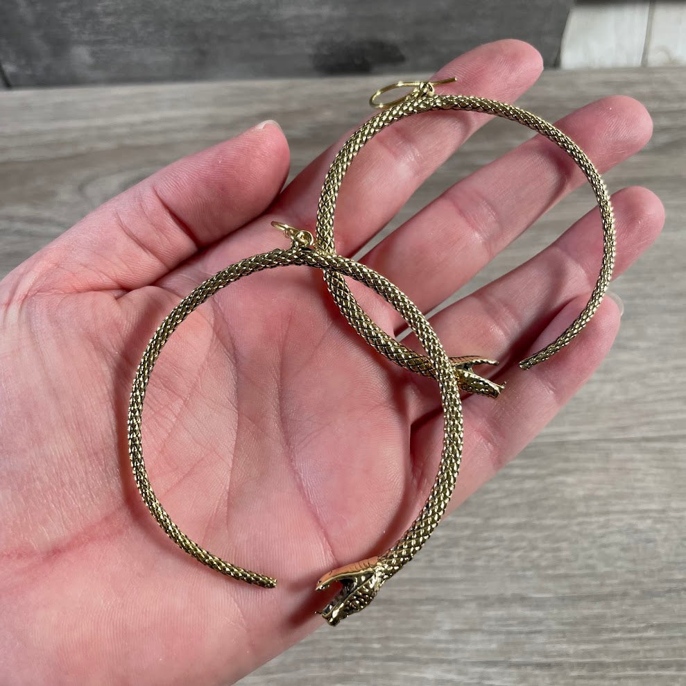 Serpent earrings in pot metal wholesale boutique jewelry