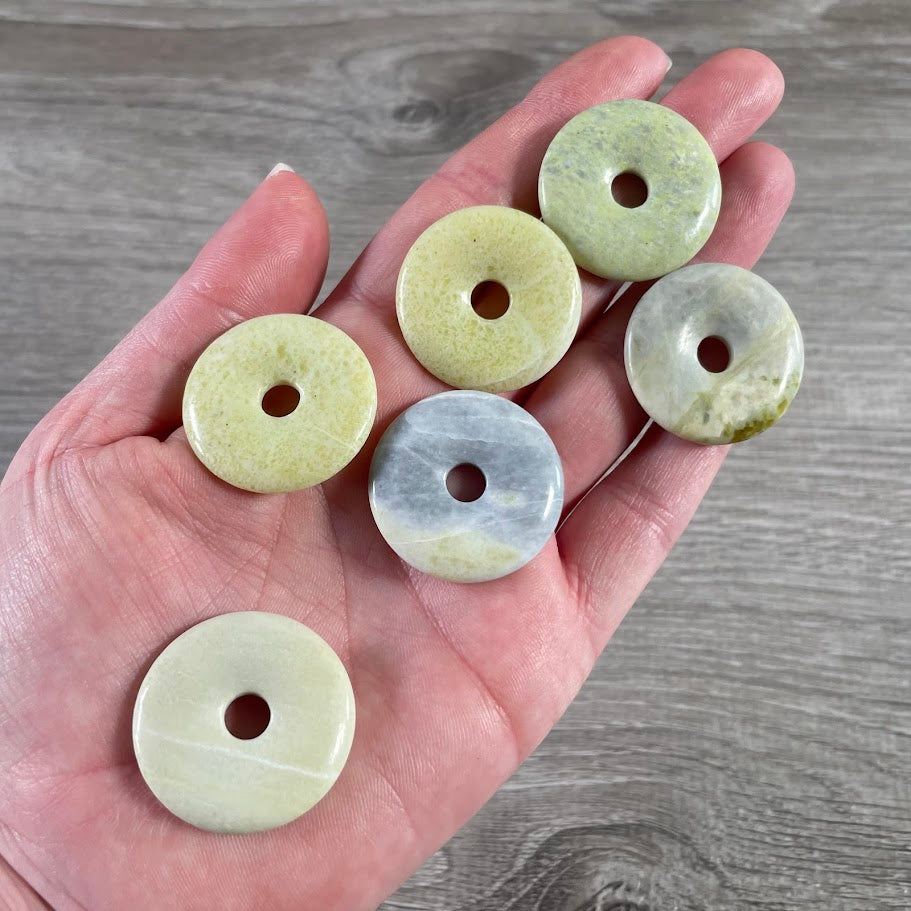 Keystone Crystals serpentine 30mm round gemstone donut pendant with center hole